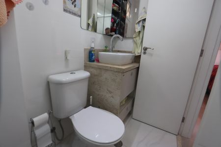 Apartamento à venda com 64m², 2 quartos e 1 vagaBanheiro
