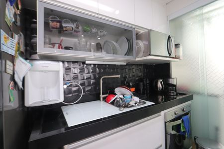 Apartamento à venda com 64m², 2 quartos e 1 vagaCozinha