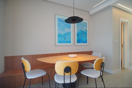 Sala de casa de condomínio à venda com 3 quartos, 108m² em Morro do Espelho, São Leopoldo