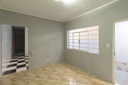 Casa para alugar com 125m², 1 quarto e 2 vagasSala