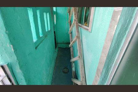 Área de Serviço de casa para alugar com 1 quarto, 50m² em Vila Santa Helena, Poá