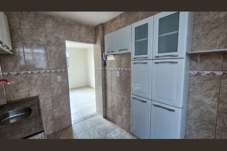Apartamento para alugar com 45m², 2 quartos e 1 vaga Apartamento para alugar com 45m², 2 quartos e 1 vagaCozinha e Área de Serviço
