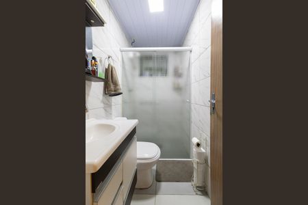 Casa à venda com 100m², 4 quartos e 2 vagas Casa à venda com 100m², 4 quartos e 2 vagasBanheiro