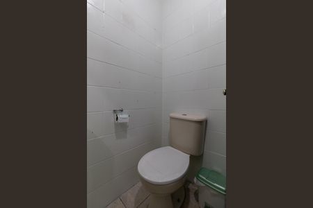 Casa à venda com 100m², 4 quartos e 2 vagas Casa à venda com 100m², 4 quartos e 2 vagasCasa 2 Banheiro Suíte