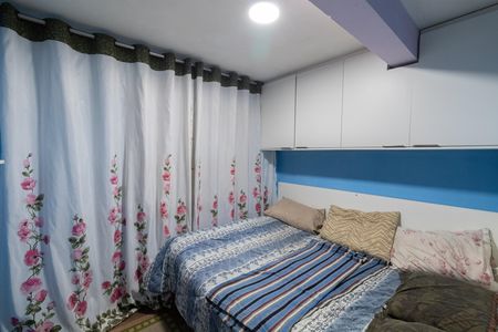Casa à venda com 100m², 4 quartos e 2 vagas Casa à venda com 100m², 4 quartos e 2 vagasQuarto 1