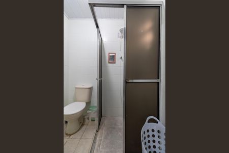 Casa à venda com 100m², 4 quartos e 2 vagas Casa à venda com 100m², 4 quartos e 2 vagasCasa 2 Banheiro Suíte