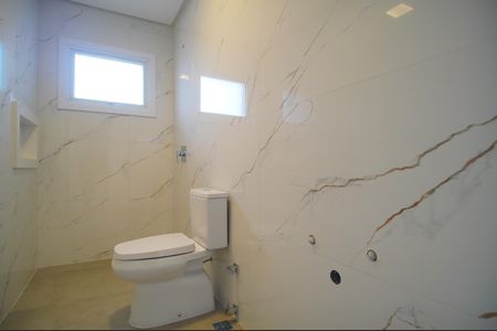Casa à venda com 158m², 3 quartos e 1 vagaBanheiro da Suíte 1