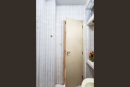 Apartamento para alugar com 65m², 2 quartos e sem vaga Apartamento para alugar com 65m², 2 quartos e sem vagaBanheiro