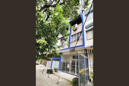 Apartamento para alugar com 65m², 2 quartos e sem vaga Apartamento para alugar com 65m², 2 quartos e sem vagaFachada