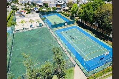 Casa de condomínio para alugar com 220m², 3 quartos e 4 vagas
