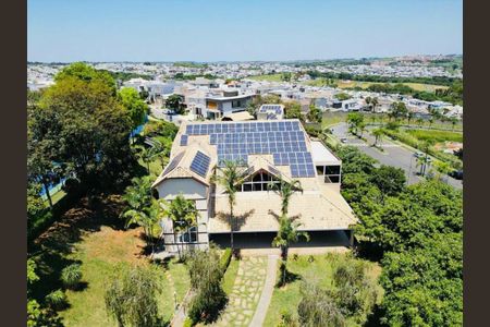 Casa de condomínio para alugar com 220m², 3 quartos e 4 vagas