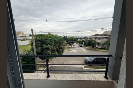 Casa de condomínio para alugar com 220m², 3 quartos e 4 vagas
