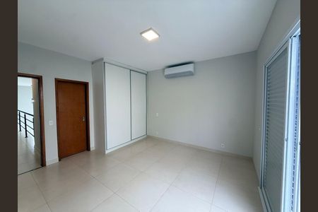 Casa de condomínio para alugar com 220m², 3 quartos e 4 vagas
