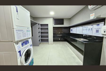 Studio para alugar com 40m², 1 quarto e 1 vaga Studio para alugar com 40m², 1 quarto e 1 vagaÁrea comum - Lavanderia