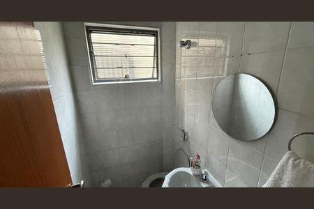 Casa à venda com 180m², 3 quartos e 4 vagas