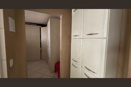 Casa à venda com 180m², 3 quartos e 4 vagas