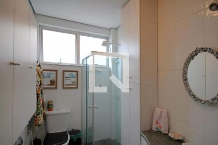 Apartamento para alugar com 183m², 4 quartos e 1 vagaBanheiro 