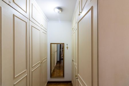Apartamento para alugar com 126m², 3 quartos e 1 vagaCloset
