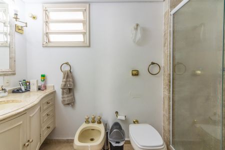 Apartamento para alugar com 126m², 3 quartos e 1 vagaBanheiro da Suíte