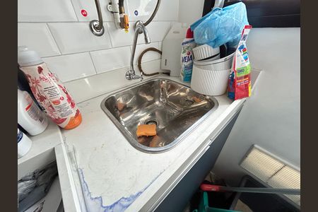 Apartamento para alugar com 59m², 2 quartos e 1 vagaÁrea de Serviço