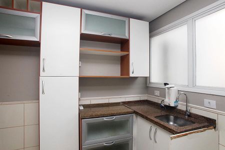 Apartamento à venda com 87m², 2 quartos e 1 vagaCozinha + Área de Serviço