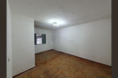 Casa à venda com 153m², 3 quartos e 4 vagas