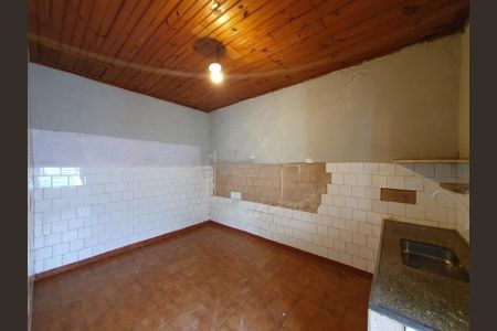 Casa à venda com 153m², 3 quartos e 4 vagas