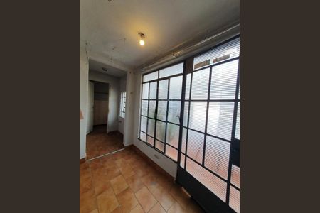 Casa à venda com 153m², 3 quartos e 4 vagas