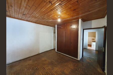 Casa à venda com 153m², 3 quartos e 4 vagas