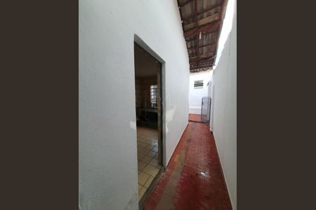 Casa à venda com 153m², 3 quartos e 4 vagas