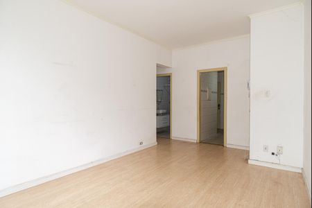 Apartamento para alugar com 75m², 2 quartos e sem vagaSala
