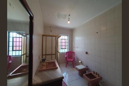 Casa à venda com 4 quartos, 320m² em Cidade Universitária, Campinas