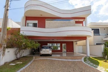 Casa de condomínio à venda com 440m², 5 quartos e 6 vagas