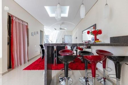 Casa de condomínio à venda com 440m², 5 quartos e 6 vagas