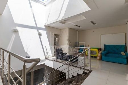 Casa de condomínio à venda com 440m², 5 quartos e 6 vagas