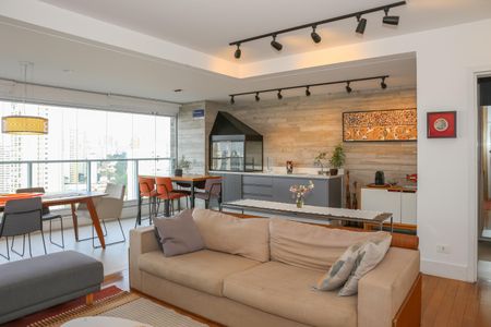 Apartamento à venda com 145m², 4 quartos e 3 vagas Apartamento à venda com 145m², 4 quartos e 3 vagasSala e Varanda Gourmet