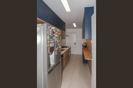 Apartamento à venda com 145m², 4 quartos e 3 vagas Apartamento à venda com 145m², 4 quartos e 3 vagasCozinha