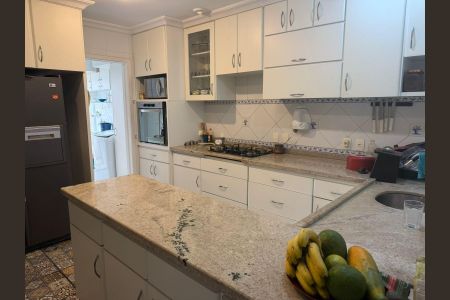 Cozinha de casa à venda com 4 quartos, 357m² em Vila Madalena, São Paulo