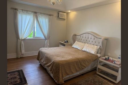 Quarto  de casa à venda com 4 quartos, 357m² em Vila Madalena, São Paulo