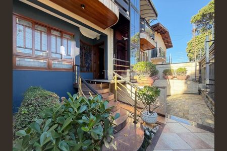 Casa à venda com 422m², 5 quartos e 2 vagas