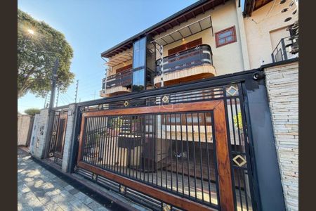 Casa à venda com 422m², 5 quartos e 2 vagas
