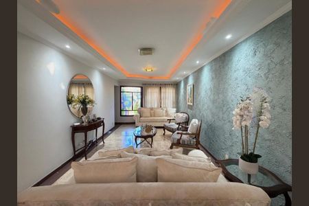 Casa à venda com 422m², 5 quartos e 2 vagas