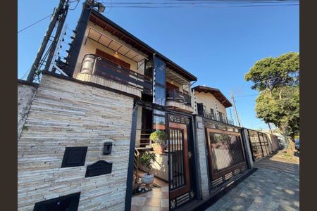 Casa à venda com 422m², 5 quartos e 2 vagas