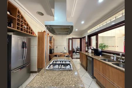 Casa à venda com 5 quartos, 422m² em Jardim Bela Vista, Campinas