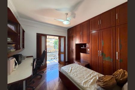 Casa à venda com 422m², 5 quartos e 2 vagas