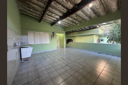 Churrasqueira de casa para alugar com 5 quartos, 400m² em Jardim Paraiso, Barueri