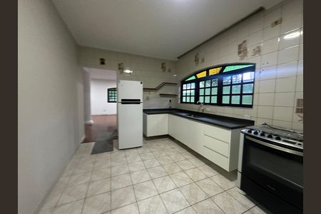 Casa para alugar com 400m², 5 quartos e 5 vagas Casa para alugar com 400m², 5 quartos e 5 vagasCozinha