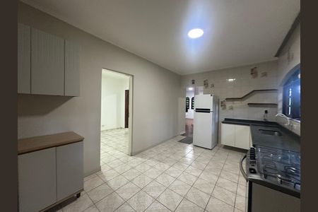 Casa para alugar com 400m², 5 quartos e 5 vagas Casa para alugar com 400m², 5 quartos e 5 vagasCozinha