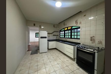 Casa para alugar com 400m², 5 quartos e 5 vagas Casa para alugar com 400m², 5 quartos e 5 vagasCozinha