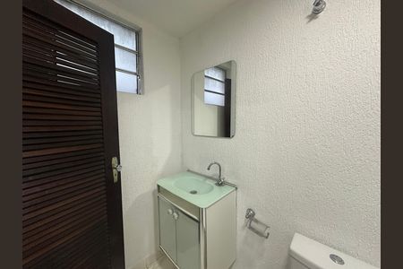 Casa para alugar com 400m², 5 quartos e 5 vagas Casa para alugar com 400m², 5 quartos e 5 vagasBanheiro da Suíte 2